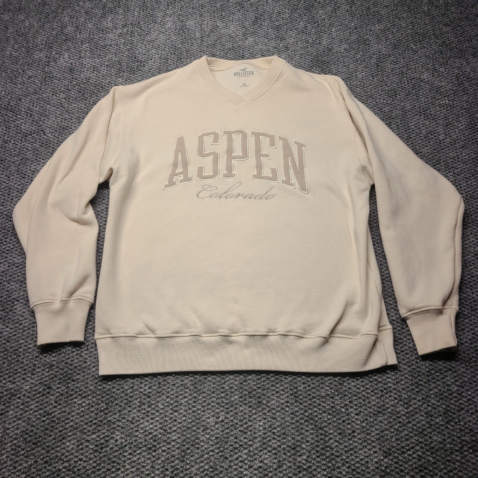Hollister Aspen Sweatshirt Xs Pullover V-Neck Beige Cotton Blend Super Soft!
